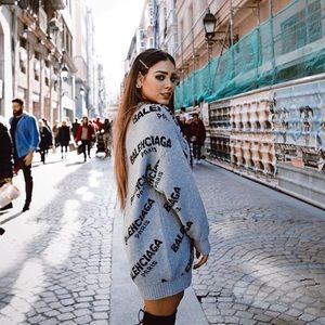 Meet your Posher, Alda